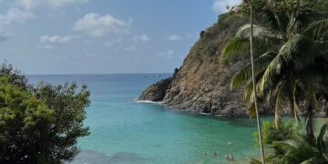 Turista morre após se afogar em praia de Fernando de Noronha