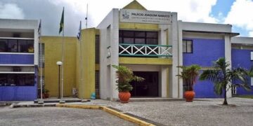 Cabo de Santo Agostinho abre seleção simplificada com 608 vagas para professores