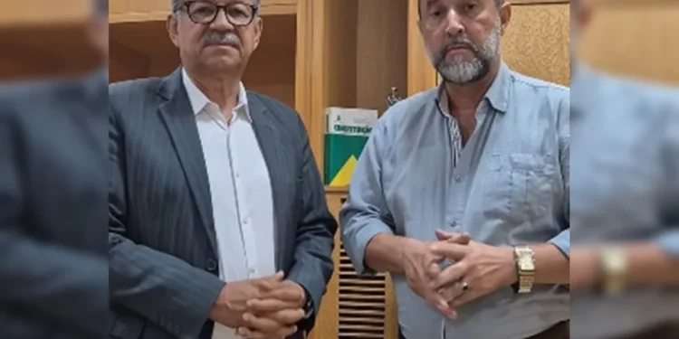 Desembargador e líder de categoria anunciam paralisação de caminhoneiros