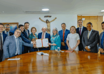 Piso do magistério tem reajuste e vai a R$ 5,1 mil em 2026