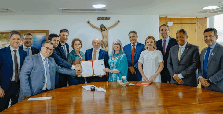 Piso do magistério tem reajuste e vai a R$ 5,1 mil em 2026