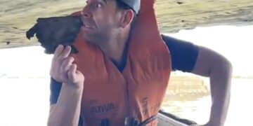 Eduardo Moura realiza fiscalização na ponte giratória e aponta graves irregularidades