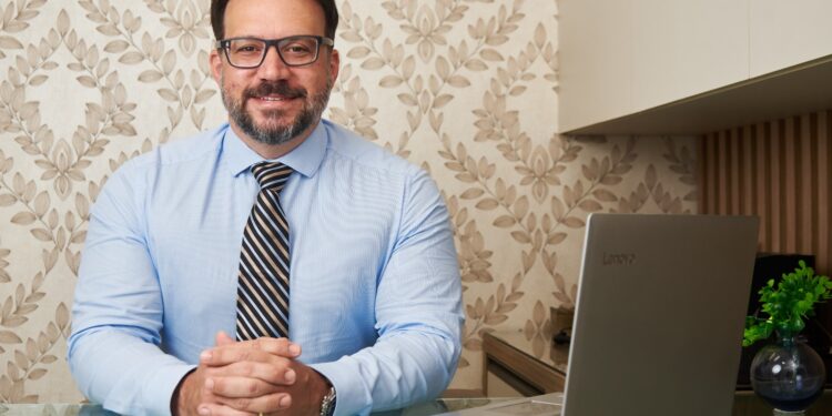 Transplante renal entre doadores vivos avança e reduz espera por órgão