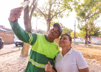 Igarassu: Prefeita Elcione inaugura praça requalificada no bairro da Cortegada