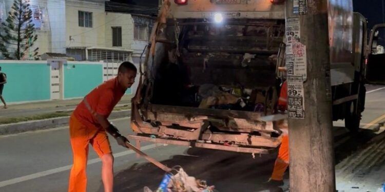 Caminhões de coleta de lixo de Olinda terão câmeras de monitoramento