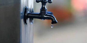 Compesa suspende abastecimento de água em três municípios nesta sexta-feira (9)