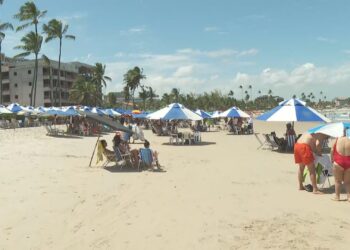 26 barracas são notificadas após proibição de cobrança de taxa de consumação mínima