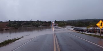 Fortes chuvas no Agreste e no Sertão causam transtornos em diferentes cidades