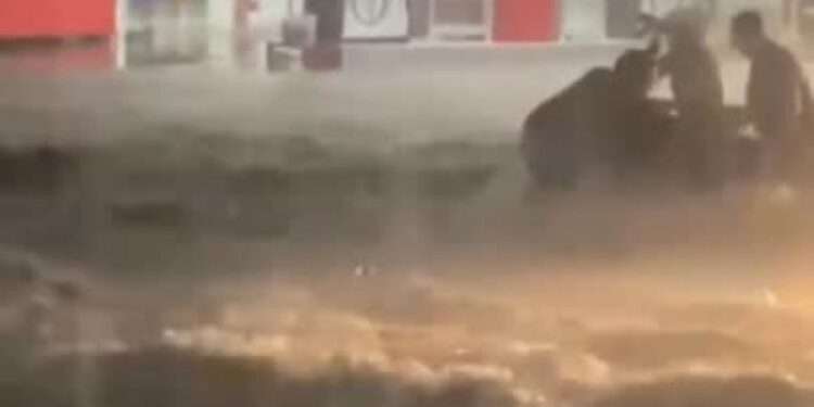 Cidades do Sertão e Agreste de Pernambuco sofrem com as fortes chuvas