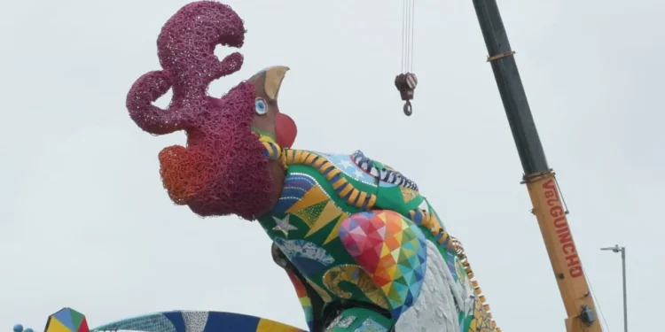 Desfile do Galo da Madrugada será voltado à sustentabilidade terá seis alegorias e 30 trios elétricos