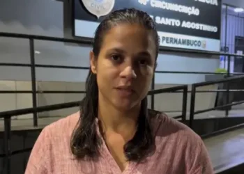 Secretária da Mulher do Cabo de Santo Agostinho tem carro alvejado por criminoso