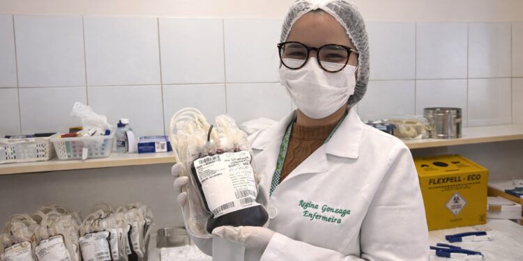 Para reforçar estoques de sangue na Semana Santa, Hemope convida população a participar da Campanha Páscoa Solidária