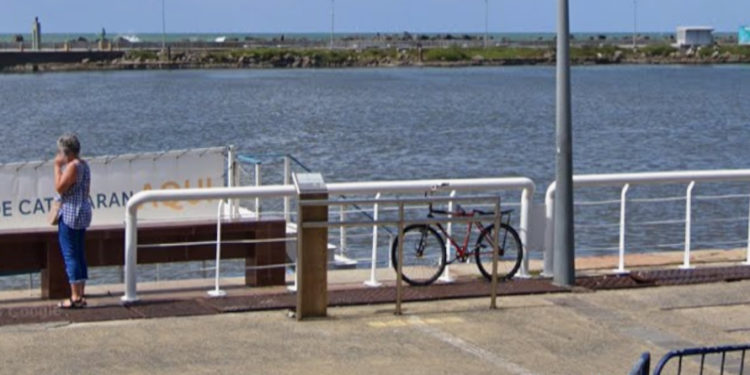 Corpo é encontrado no Rio Capibaribe, próximo ao Armazém 14