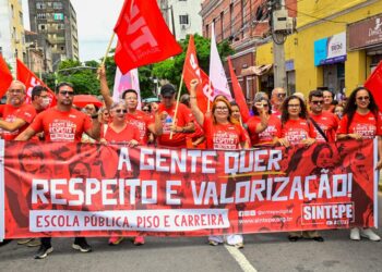 Sintepe realiza mobilização por campanha salarial de 2026