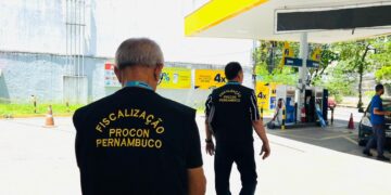 Procon-PE notifica postos e distribuidoras na RMR após alta no preço da gasolina