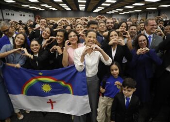 Governadora Raquel Lyra comanda a formatura de 230 novos policiais científicos