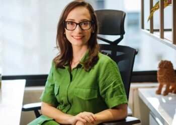 Cuidado com quem cuida: Simepe promove palestra sobre saúde mental da mulher médica