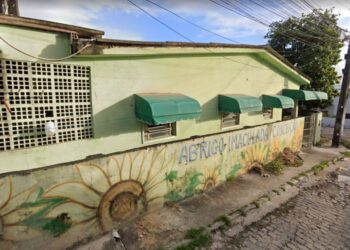 Abrigo para idosos em Olinda pega fogo por aquecimento de ventilador