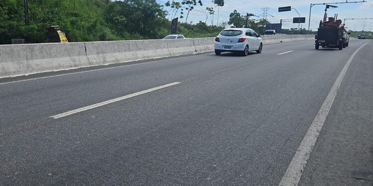 Obras na BR-232 interdita parcialmente trecho entre Vitória e Moreno