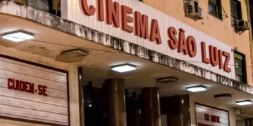 Cenário de ‘O Agente Secreto’, Cinema São Luiz exibe cerimônia do Oscar,
