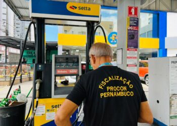 Procon-PE notifica 107 postos e distribuidoras na RMR e zona da Mata