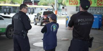Polícia Federal deflagra operação contra preços abusivos de combustíveis em Pernambuco
