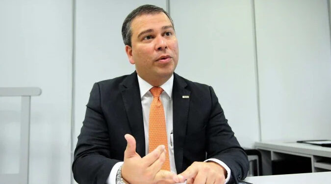 Ex-presidente do BRB chega à PF e será levado à Papuda