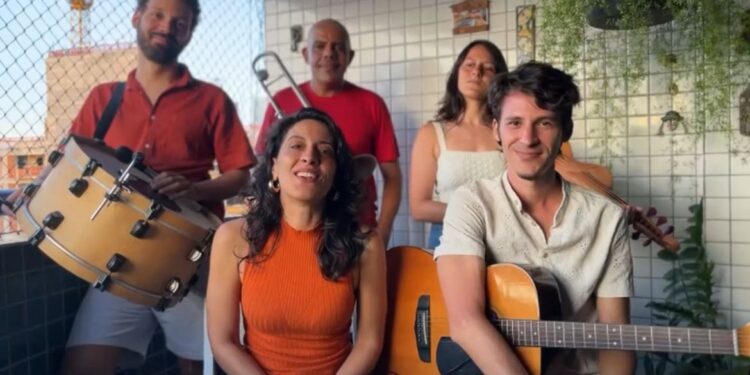 “Alceu Dispor” celebra a obra de Alceu Valença em estreia no Alma Arte Café, em Olinda