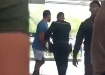 Suspeito de filmar jovem de 16 anos dentro de banheiro em shopping na RMR é detido