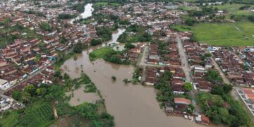 Chuvas deixam mais de 100 pessoas desalojadas na Mata Norte