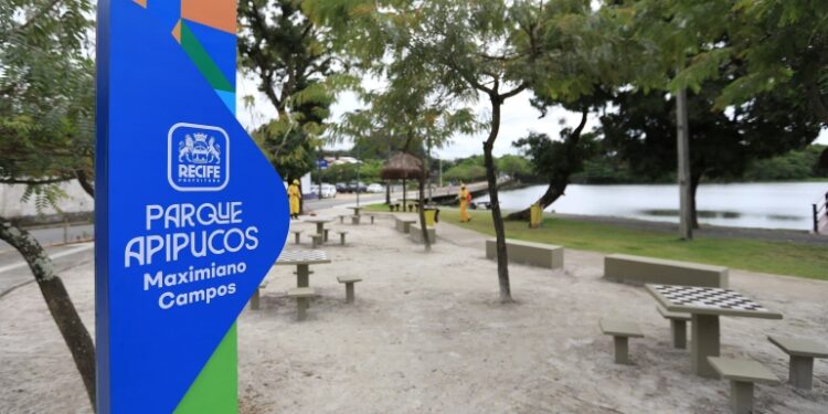 Parques do Recife começam a cobrar pelo estacionamento
