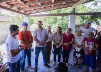 Deputada Débora Almeida articula entrega de máquinas agrícolas fortalece produção rural na comunidade Repartição, em Brejão