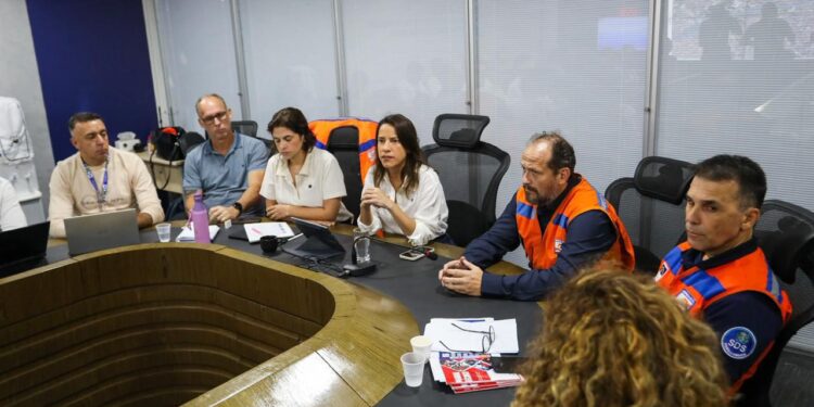 Temporal: Em encontro com Defesa Civil Nacional, governadora Raquel Lyra confirma reunião com prefeitos
