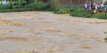 Rio Jaboatão, em Moreno, atinge cota de alerta e deixa cidades em atenção