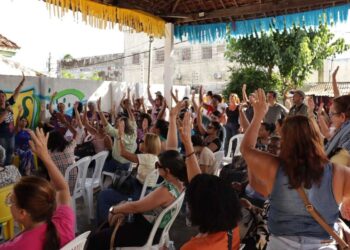 Professores de Olinda realizam paralisação nesta sexta-feira