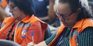 Prefeitura do Recife realiza operação para identificar e cadastrar as famílias aptas a receber o Auxílio Pernambuco