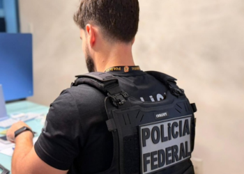 PF cumpre mandados de busca e apreensão em Paulista e no Recife