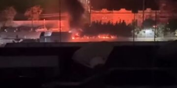 Curto-circuito provoca incêndio em bairro de Santo Amaro, no Recife