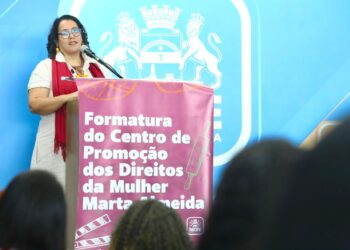 Recife certifica mais de 200 mulheres em cursos de qualificação profissional do Centro Marta Almeida