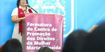Recife certifica mais de 200 mulheres em cursos de qualificação profissional do Centro Marta Almeida
