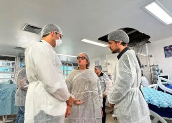 Governo vai apurar causas da queda de parte do forro do teto do Hospital da Restauração