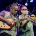 Artistas transformam palco em ponto de solidariedade para famílias atingidas pela chuva em Camaragibe