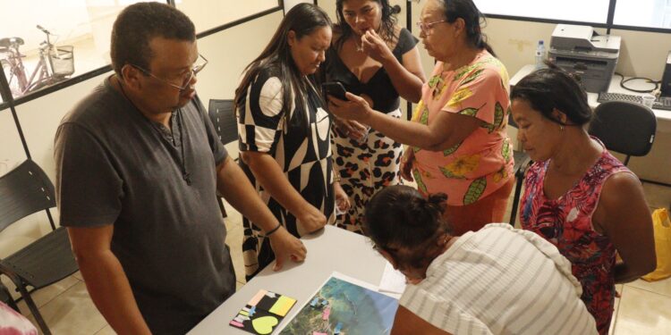 Em Tamandaré, projeto sobre petróleo e pesca artesanal debate racismo e injustiça ambiental em comunidades do Nordeste