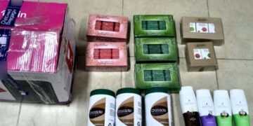 Passageira do Amazonas é presa no Aeroporto do Recife com mais de 12 kg de cocaína em embalagens de cosméticos