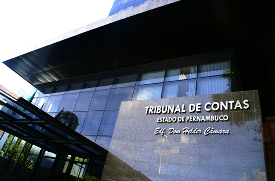 TCE-PE alerta para aumento de contratações temporárias em prefeituras de Pernambuco