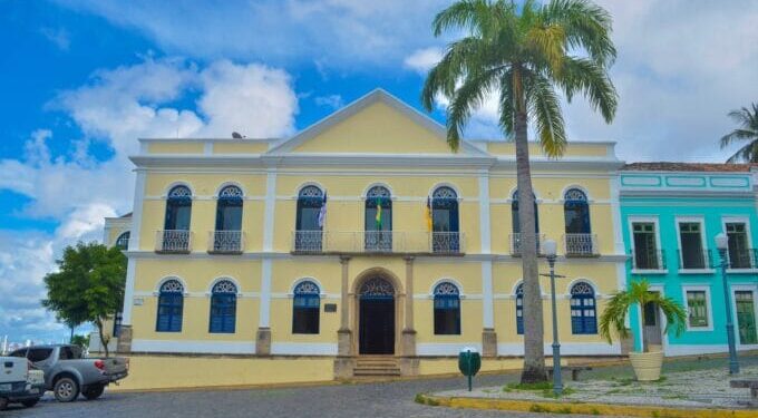 Olinda convoca 600 aprovados em seleção simplificada para atuar na rede municipal de ensino
