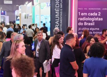 HospitalMed 2026 abriu programação reunindo autoridades, lideranças da saúde e empreendedores em Pernambuco