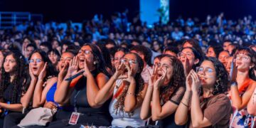 Classic Hall recebe grandes nomes da educação em festival que une preparação para o ENEM, inspiração e música