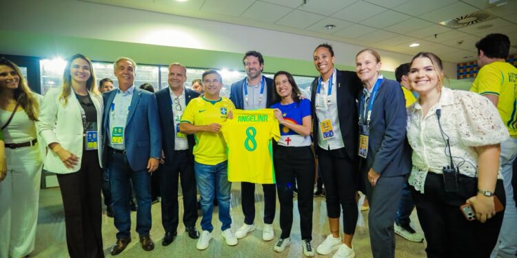 Em jogo da Seleção Brasileira Feminina, governadora Raquel Lyra destaca investimentos realizados na Arena de Pernambuco