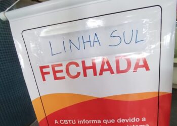Linha Sul do Metrô do Recife amanhece fechada